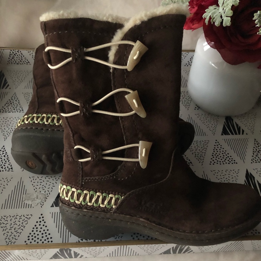 UGG’s brown suede Sz 5.5 - Picture 3 of 8